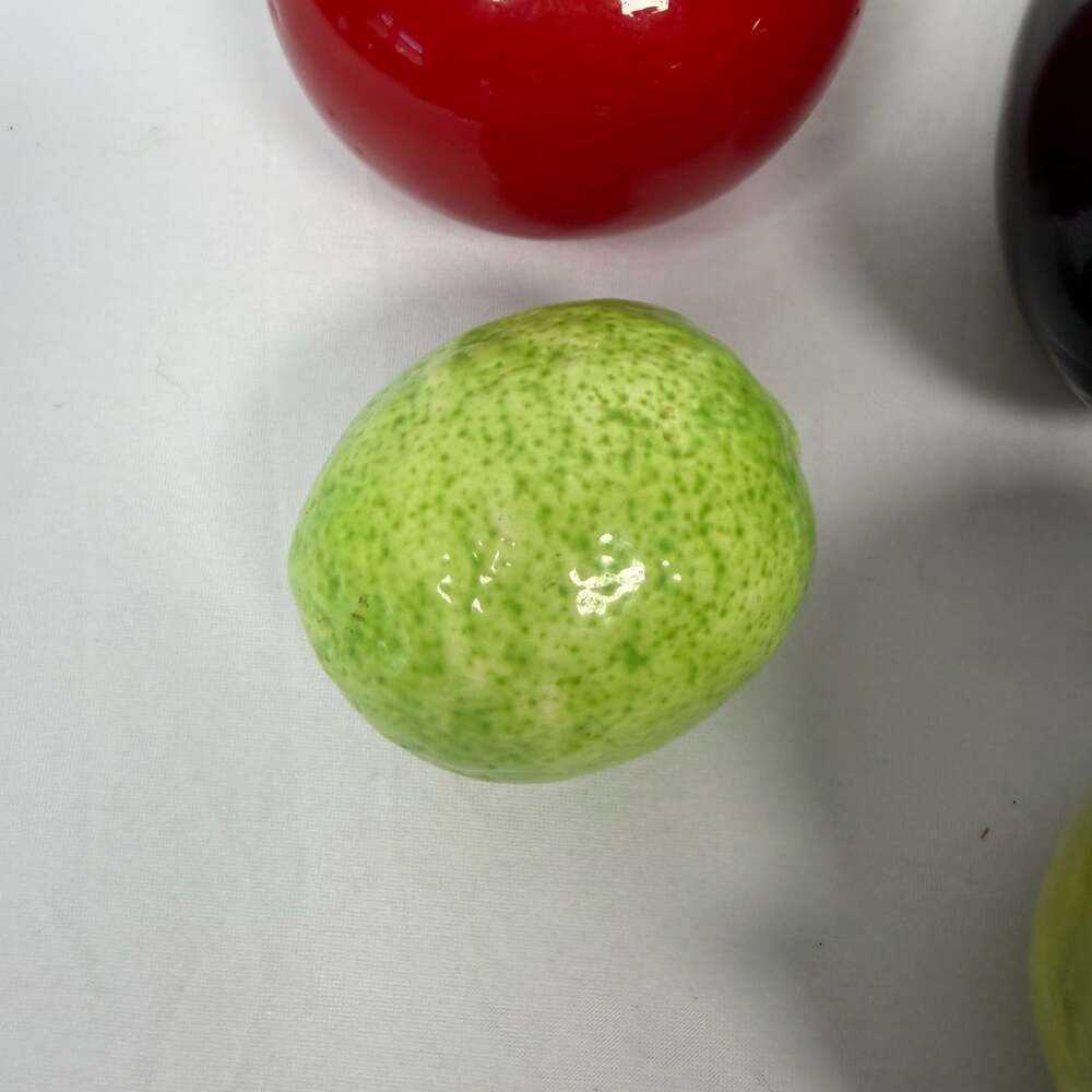 Vintage Murano Style Hand Blown Art Glass Fruit and Vegetables - Set of 6 - Picture 3 of 7